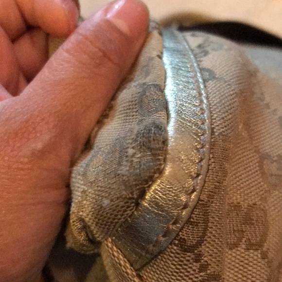 Gucci D ring hobo bag - Picture 10 of 16